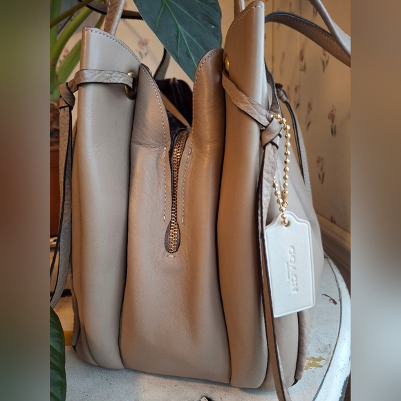 Coach 79471 Harmony Hobo Shoulder Bag Tote Purse - Picture 6 of 10